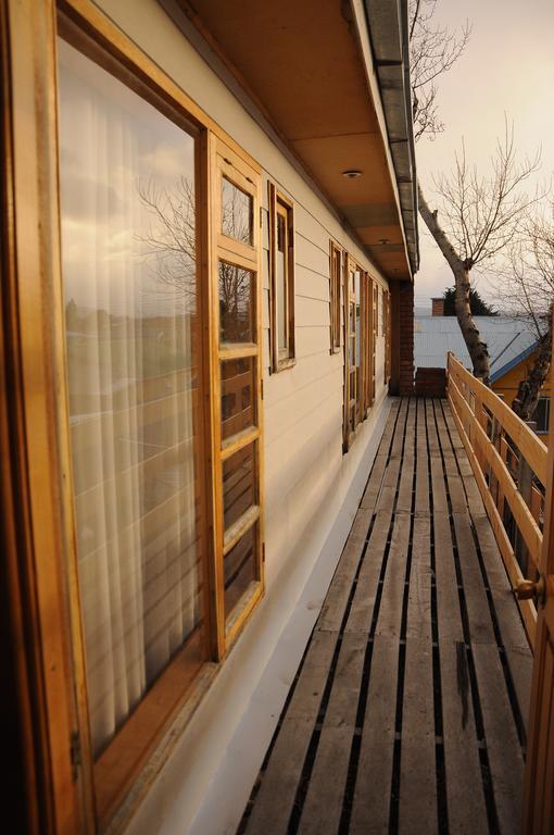 פורטו נטאלס Hostal El Rincon מראה חיצוני תמונה
