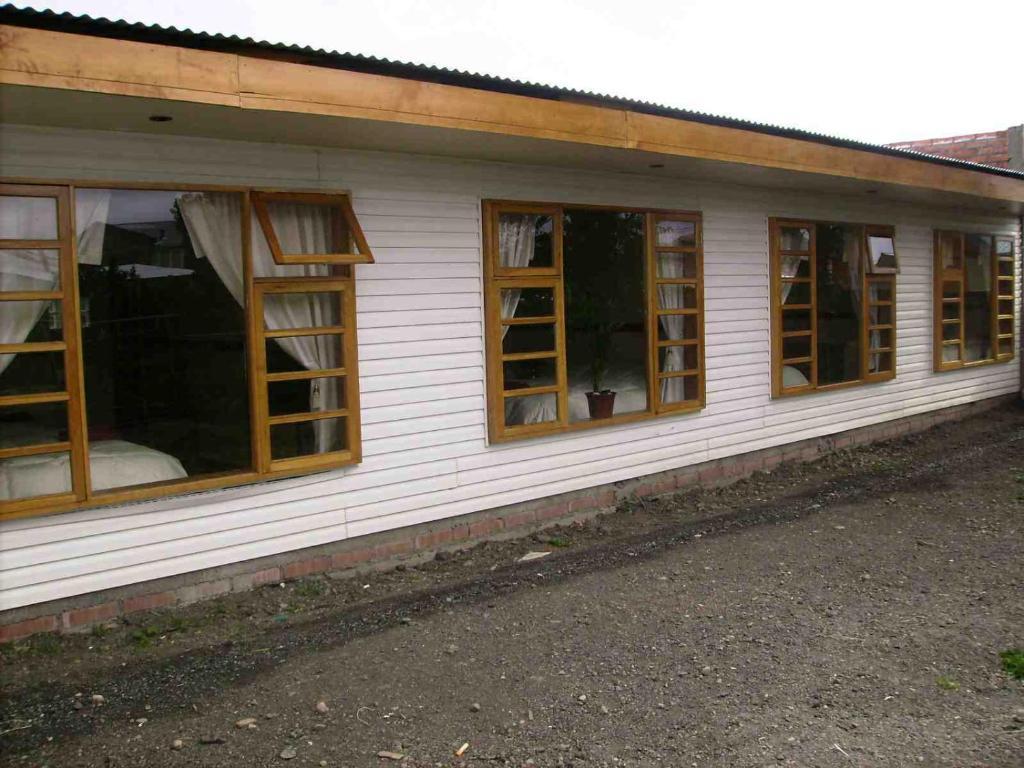 פורטו נטאלס Hostal El Rincon מראה חיצוני תמונה